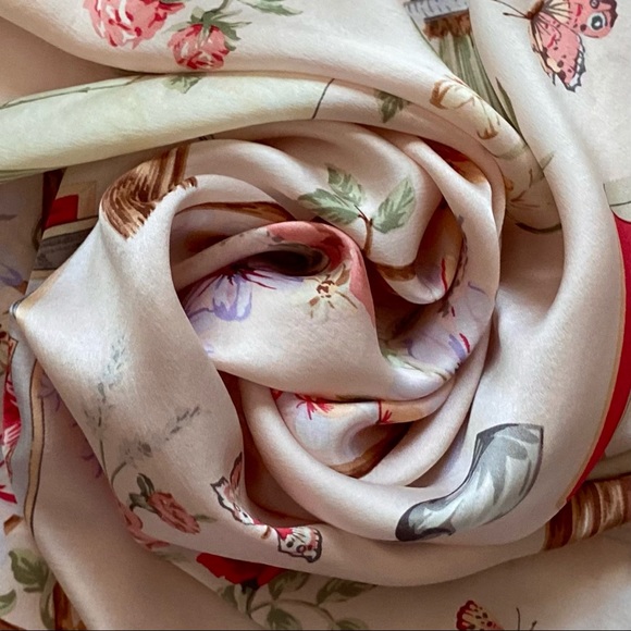 👒 Talbots, Vintage Perennial Millennial Floral Silk Scarf - Picture 5 of 16